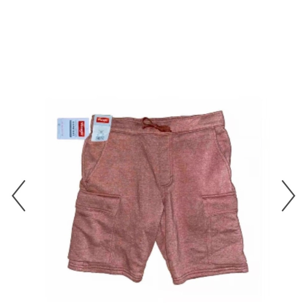 NWT Wrangler Unlimited Comfort Cargo Shorts Size XS Orange/Red Athletic Fit Flex